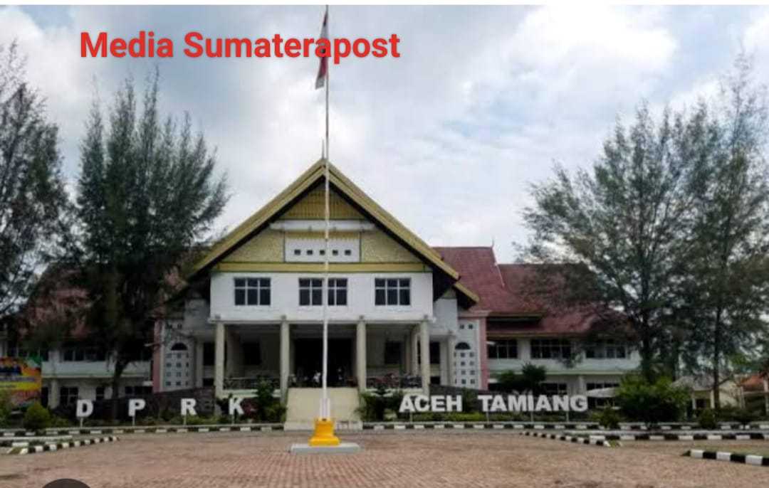 Paripurna DPRK Aceh Tamiang dalam Penyampaian Nota Anggaran Tahun 2024 Paripurna DPRK Aceh Tamiang dalam Penyampaian Nota Anggaran Tahun 2024