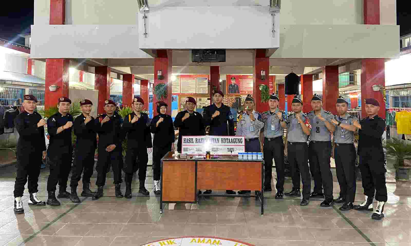 Rutan Kotaagung Gelar Razia dan Test Urine Rutan Kotaagung Gelar Razia dan Test Urine