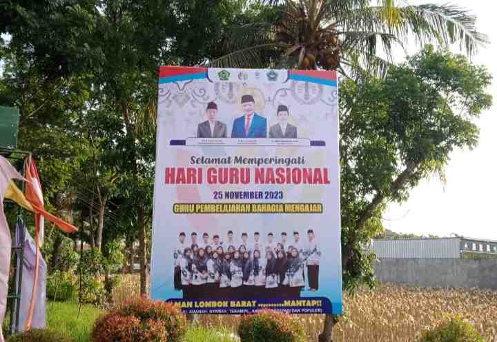 Guruku Tumpuan Harapan Hidupku Guruku Tumpuan Harapan Hidupku