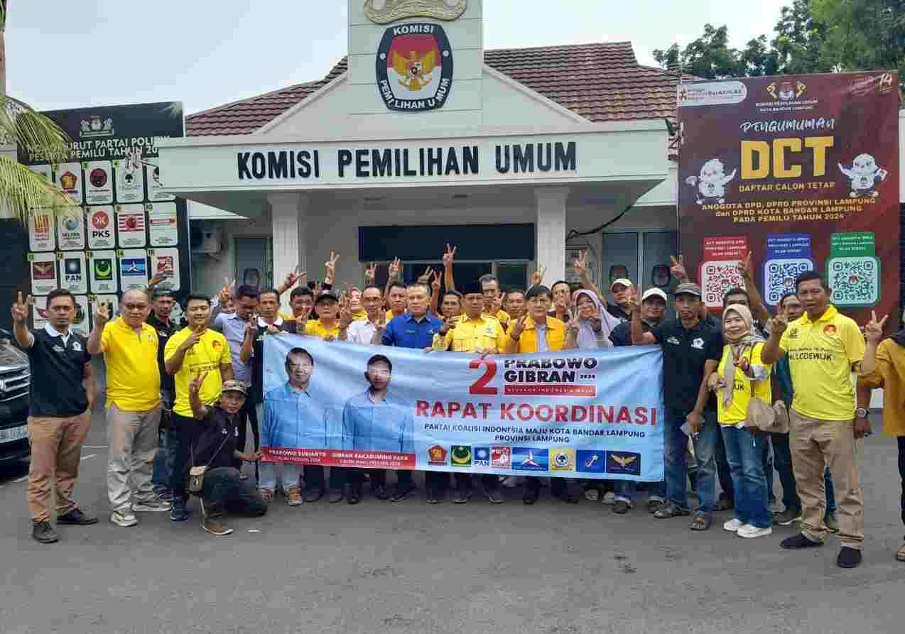 Tim Pemenangan Prabowo-Gibran Daftarkan Komposisi Kepungurusan ke KPU Bandar Lampung Tim Pemenangan Prabowo-Gibran Daftarkan Komposisi Kepungurusan ke KPU Bandar Lampung
