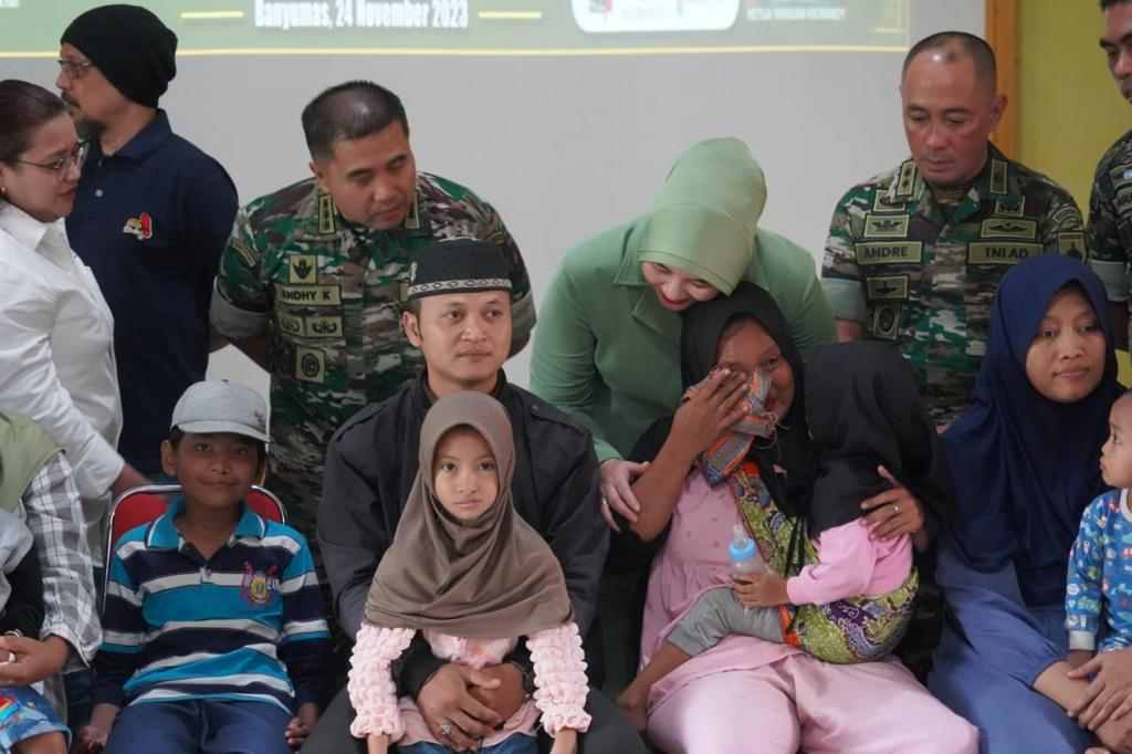 Sinergi Korem Wijayakusuma, KAF dan YST Baksos Bantu Kaki Palsu, Operasi Katarak dan Bibir Sumbing Sinergi Korem Wijayakusuma, KAF dan YST Baksos Bantu Kaki Palsu, Operasi Katarak dan Bibir Sumbing
