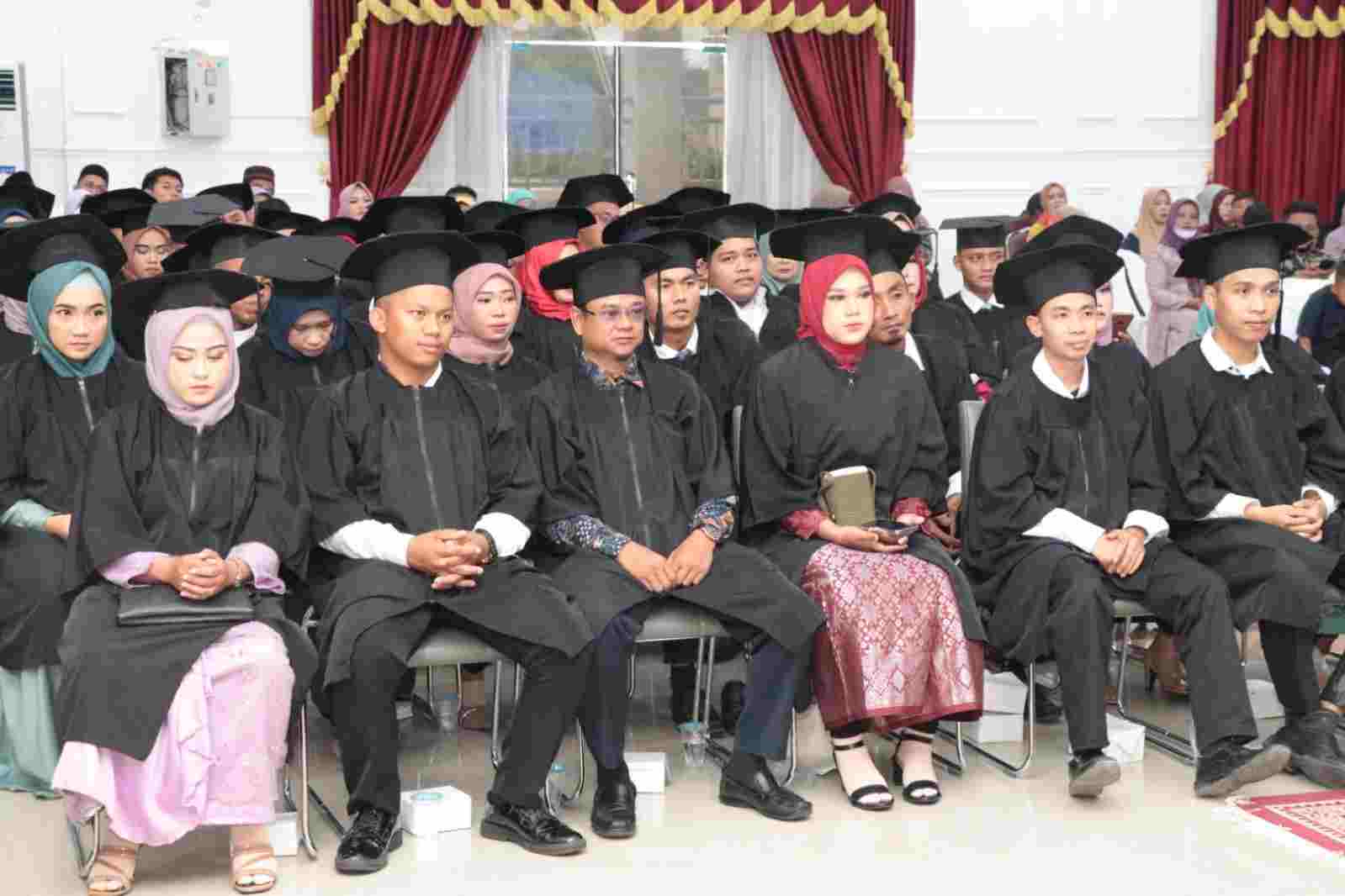 STIT Wisuda Angkatan Pertama, Kontribusi Meningkatkan Kualitas SDM di Sergai STIT Wisuda Angkatan Pertama, Kontribusi Meningkatkan Kualitas SDM di Sergai