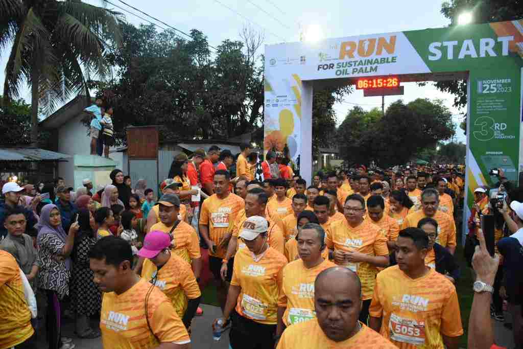 Peserta Internasional Meriahkan Oil Palm Marathon Peserta Internasional Meriahkan Oil Palm Marathon