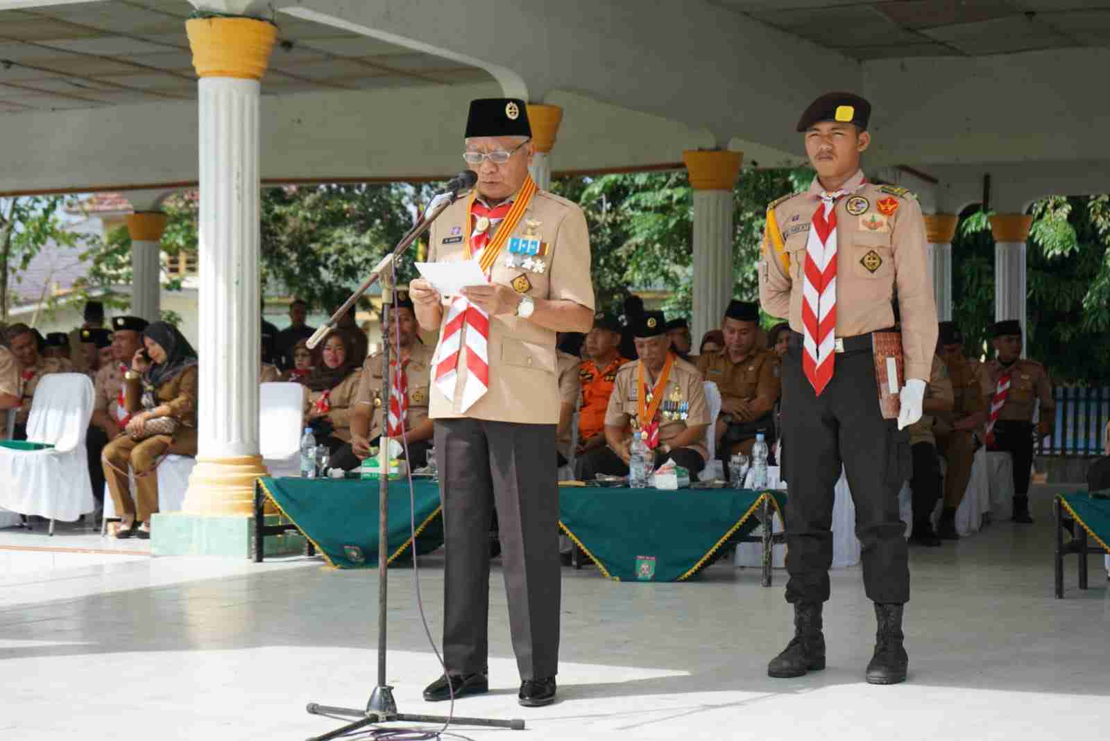 Bupati Surya Jadi Irup Pada Upacara Peringatan Hari Pramuka ke-62 Bupati Surya Jadi Irup Pada Upacara Peringatan Hari Pramuka ke-62