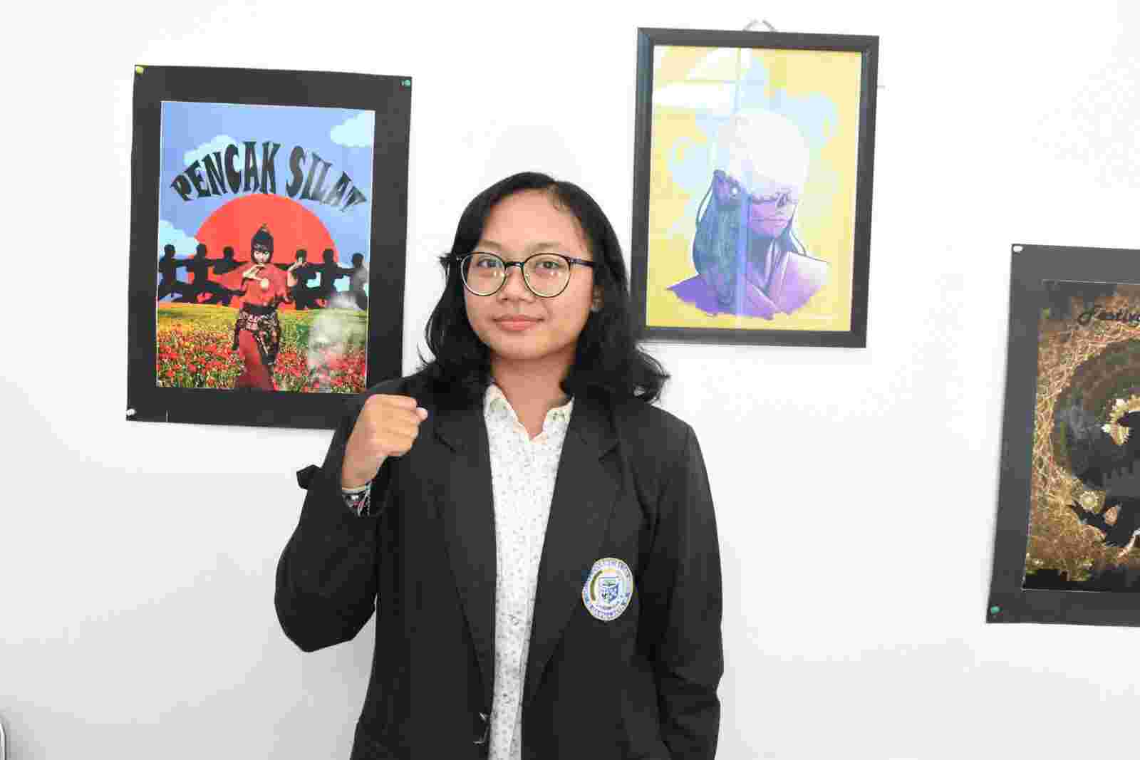 Lomba Poster Chemistry Expo XXVII Unila 2023, Mahasiswi Prodi DKV Darmajaya Raih Juara Lomba Poster Chemistry Expo XXVII Unila 2023, Mahasiswi Prodi DKV Darmajaya Raih Juara