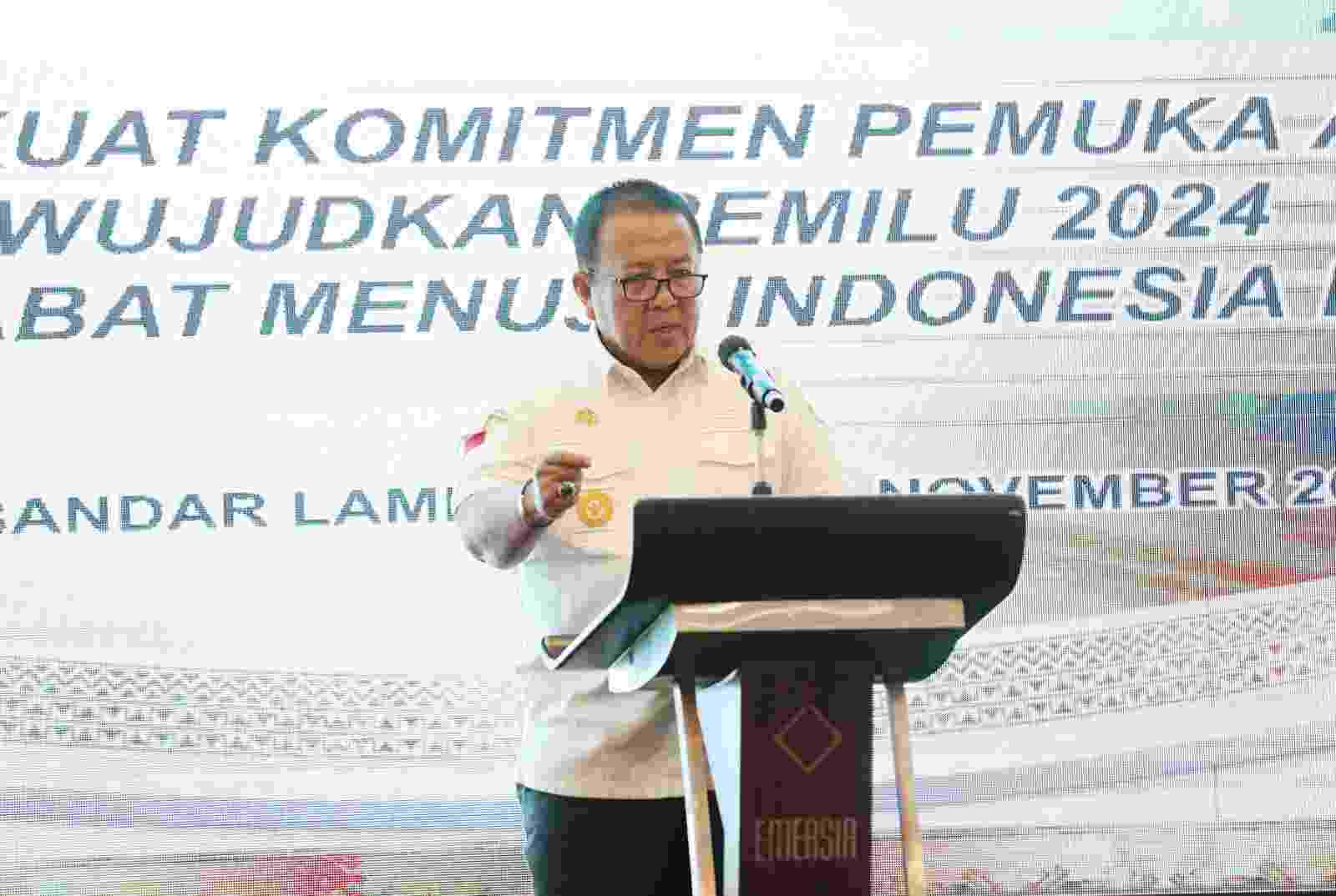 Gubernur Arinal Buka Rakor FKUB se-Provinsi Lampung Tahun 2023 Gubernur Arinal Buka Rakor FKUB se-Provinsi Lampung Tahun 2023