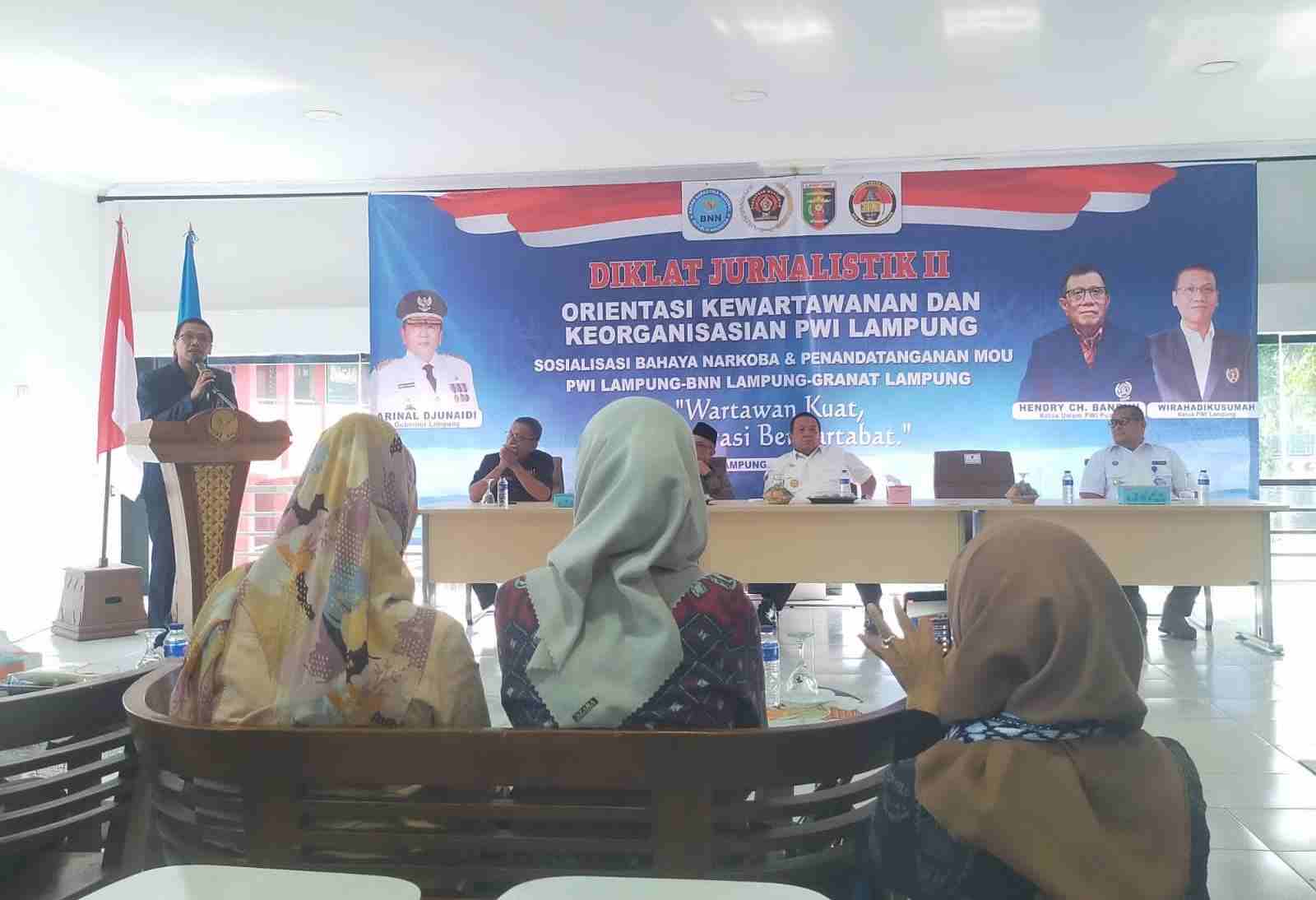 Wartawan Pencuci Informasi Wartawan Pencuci Informasi