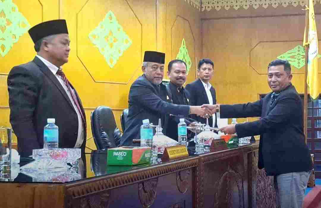 Rapat Paripurna ke-II DPRK Rancangan Qanun Tentang Anggaran APBK Tahun 2024 Rapat Paripurna ke-II DPRK Rancangan Qanun Tentang Anggaran APBK Tahun 2024