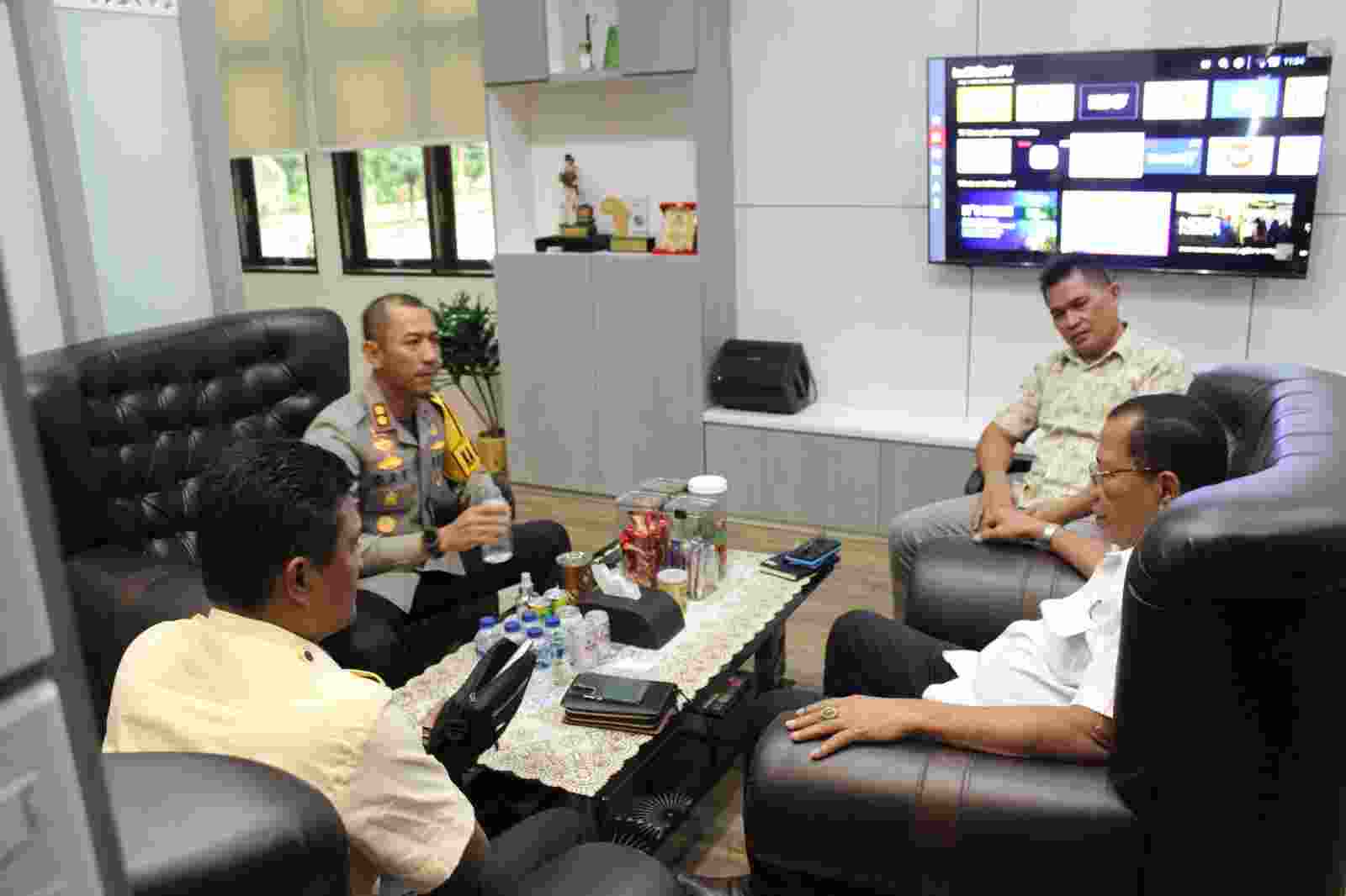 Sinergi BNNK dan Polres Sergai Diperkuat Kaum Milenial Cegah Peredaran Narkotika Sinergi BNNK dan Polres Sergai Diperkuat Kaum Milenial Cegah Peredaran Narkotika