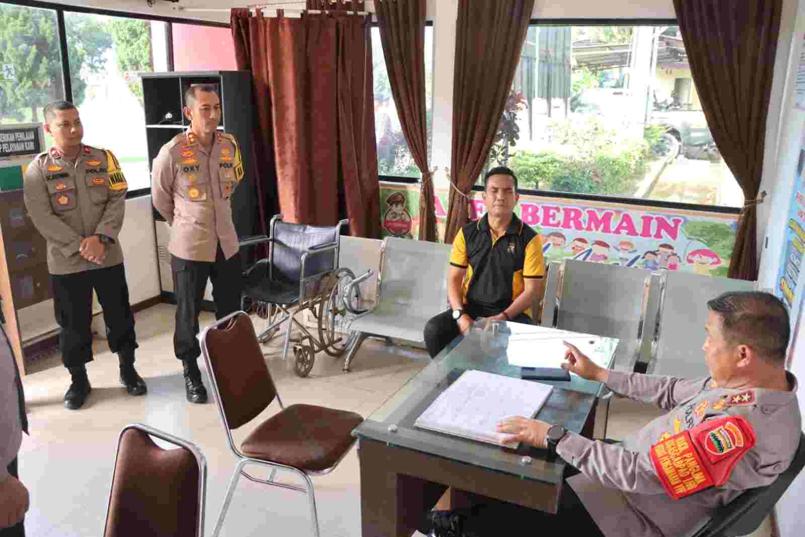 Pelayanan Masyarakat Jadi Fokus Kunjungan Kapolda Sumut Ke Polres Sergai Pelayanan Masyarakat Jadi Fokus Kunjungan Kapolda Sumut Ke Polres Sergai