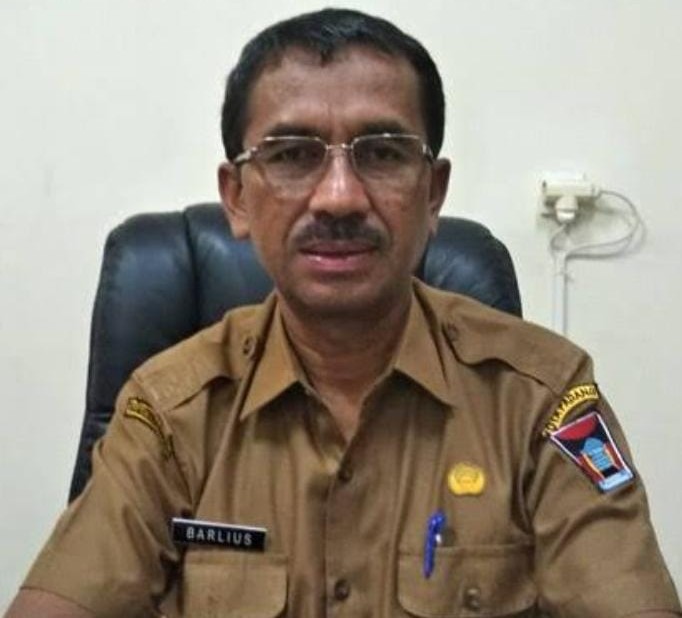 Anak Tidak Bisa Ikut Ujian, Drs. Barlius: Itu Tidak Akan Terjadi Anak Tidak Bisa Ikut Ujian, Drs. Barlius: Itu Tidak Akan Terjadi