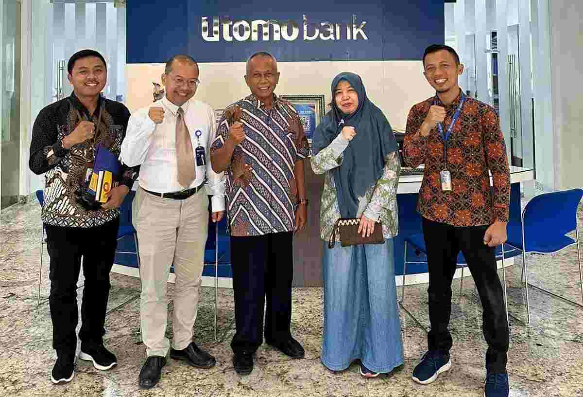 Kunjungan ke Utomo Bank, IIB Darmajaya Tawarkan Pengembangan SDM Kunjungan ke Utomo Bank, IIB Darmajaya Tawarkan Pengembangan SDM