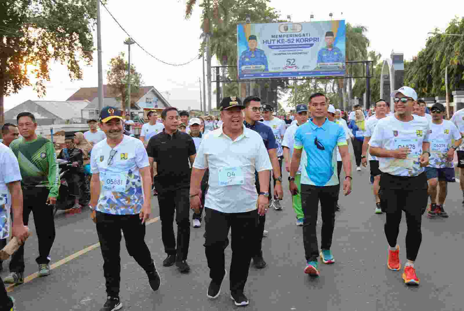 Gubernur Arinal Bersama 2000 Pelari Turut Memeriahkan “PU Lampung Run 5K” Gubernur Arinal Bersama 2000 Pelari Turut Memeriahkan “PU Lampung Run 5K”