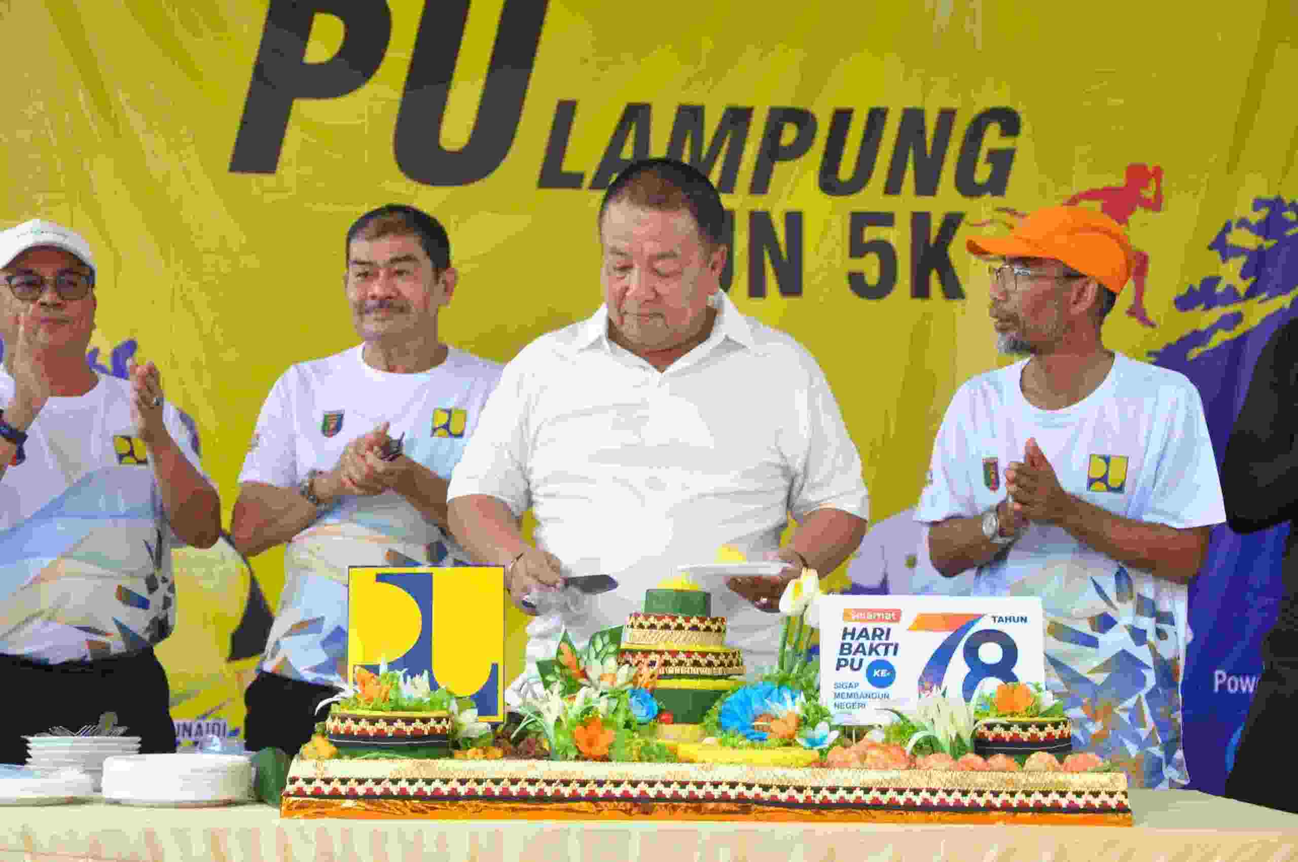 Hari Bakti Pekerjaan Umum ke-78, Gubernur Arinal Djunaidi Lepas PU Run 5 K Hari Bakti Pekerjaan Umum ke-78, Gubernur Arinal Djunaidi Lepas PU Run 5 K