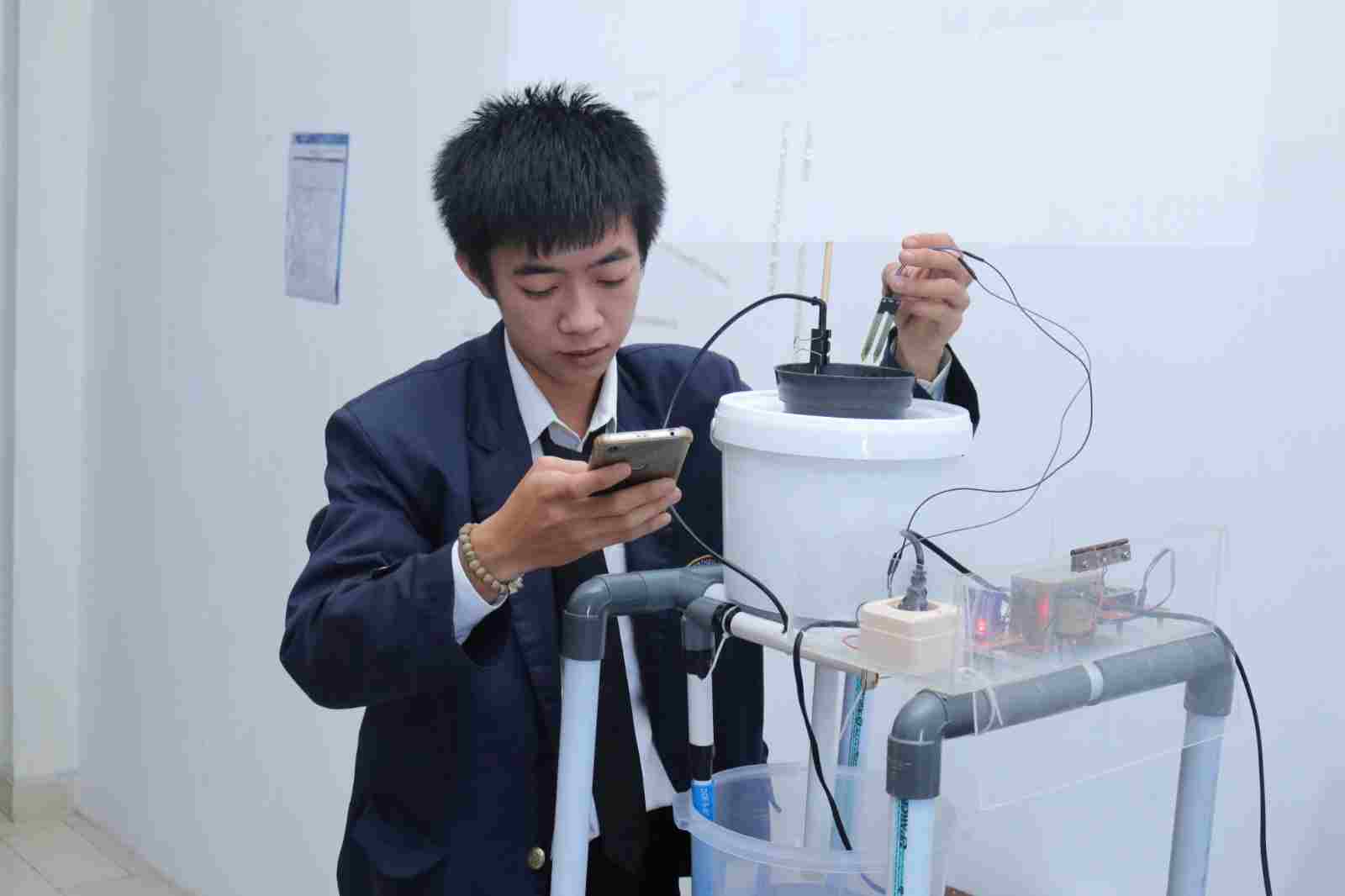 Tidak Perlu Jauh-jauh, Kuliah Aja di IIB Darmajaya Kamu Jago IoT dan Pemrograman Terapan Tidak Perlu Jauh-jauh, Kuliah Aja di IIB Darmajaya Kamu Jago IoT dan Pemrograman Terapan