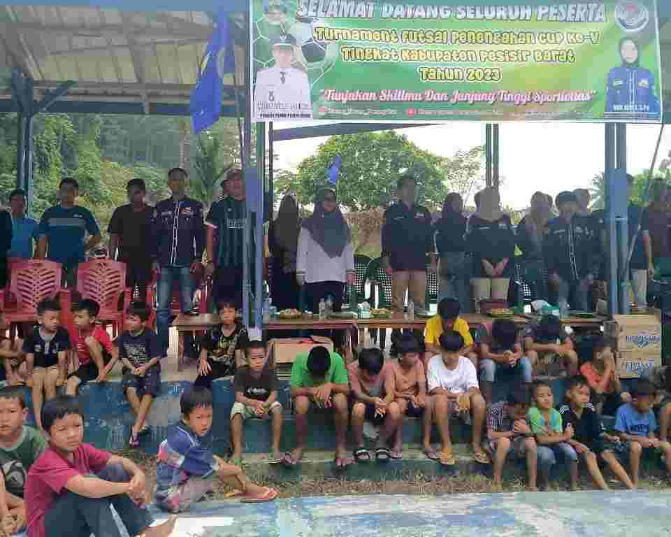 Pekon Penengahan Gelar Turnamen Futsal Ke-V Pekon Penengahan Gelar Turnamen Futsal Ke-V