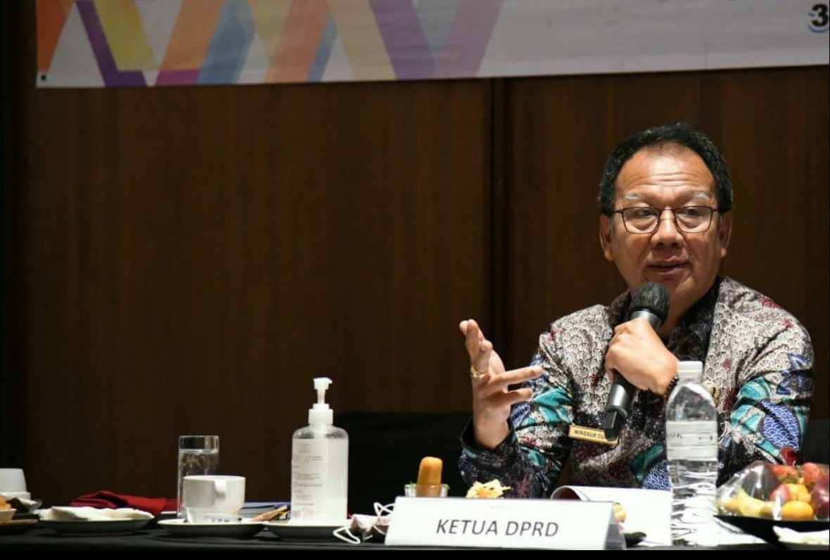 Ketua DPRD Lampung Minta Direksi Evaluasi Pimpinan PNM Lampung Ketua DPRD Lampung Minta Direksi Evaluasi Pimpinan PNM Lampung