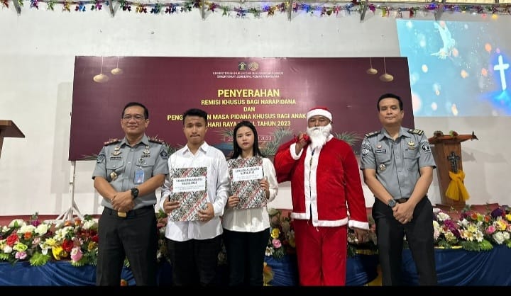 301 Narapidana Lapas Kelas II A Pematang Siantar Dapatkan Remisi Khusus Hari Raya Natal 301 Narapidana Lapas Kelas II A Pematang Siantar Dapatkan Remisi Khusus Hari Raya Natal