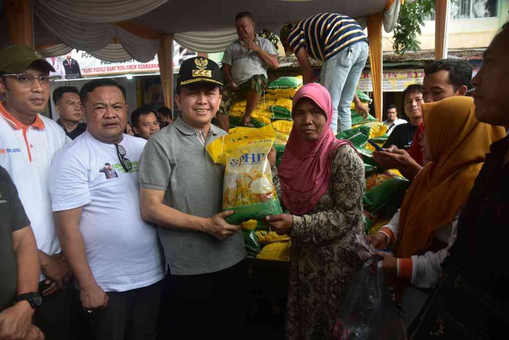 Jelang Nataru, Pj Gubernur bersama Pangdam dan Pj Walikota Lubuklinggau Sidak Pasar Jelang Nataru, Pj Gubernur bersama Pangdam dan Pj Walikota Lubuklinggau Sidak Pasar