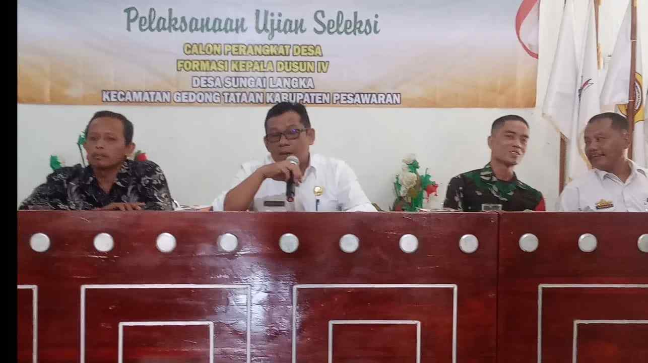 Pemdes Sungai Langka Gelar Seleksi Kepala Dusun IV Sungai Langka Pemdes Sungai Langka Gelar Seleksi Kepala Dusun IV Sungai Langka