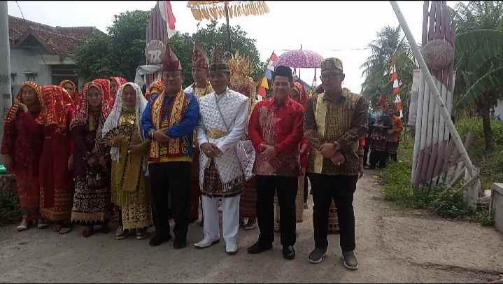 Lestarikan Adat & Budaya, Marzuki Buka Festival Adat Budaya Lestarikan Adat & Budaya, Marzuki Buka Festival Adat Budaya