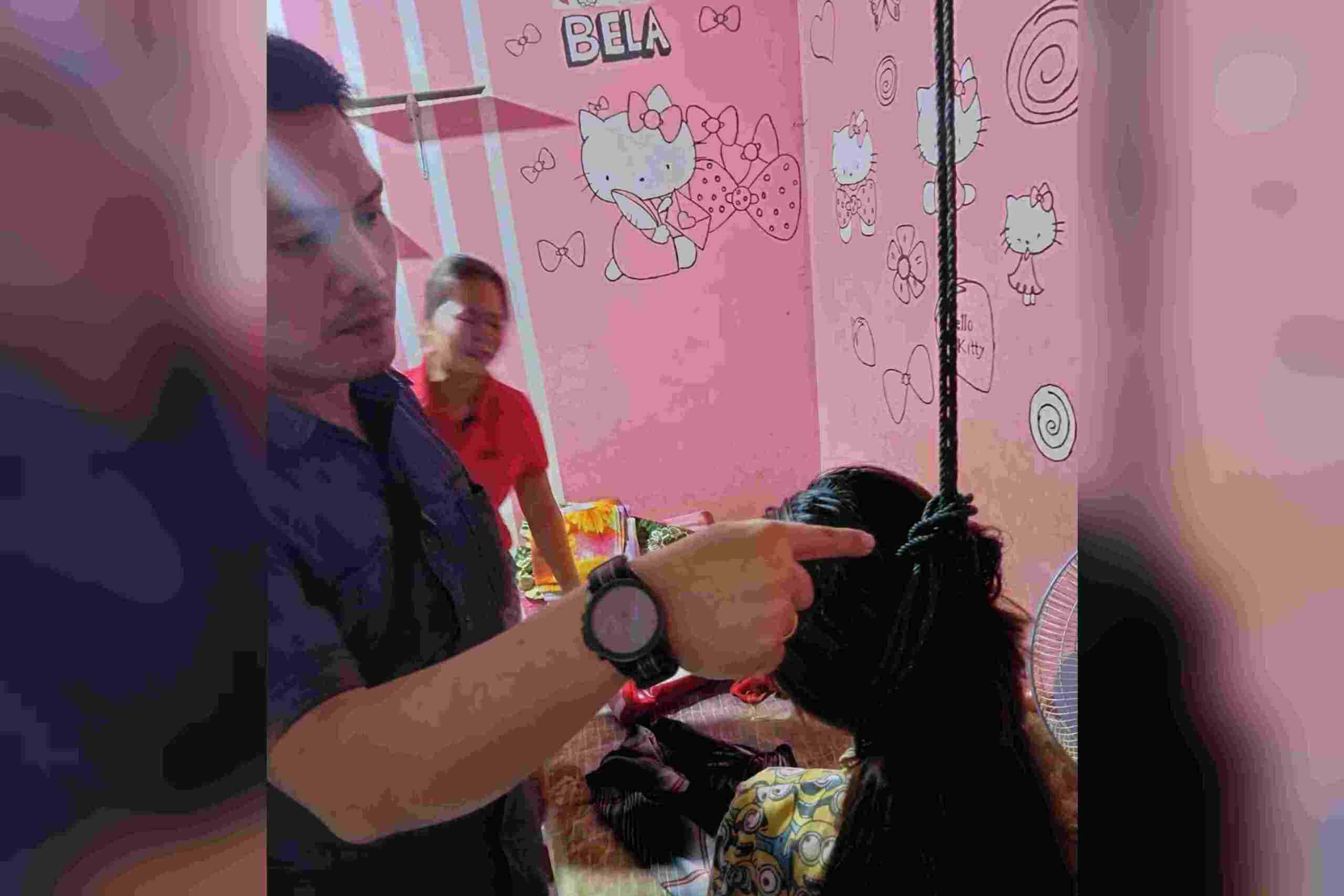 Wanita Muda Gantung Diri di Desa Melati Wanita Muda Gantung Diri di Desa Melati