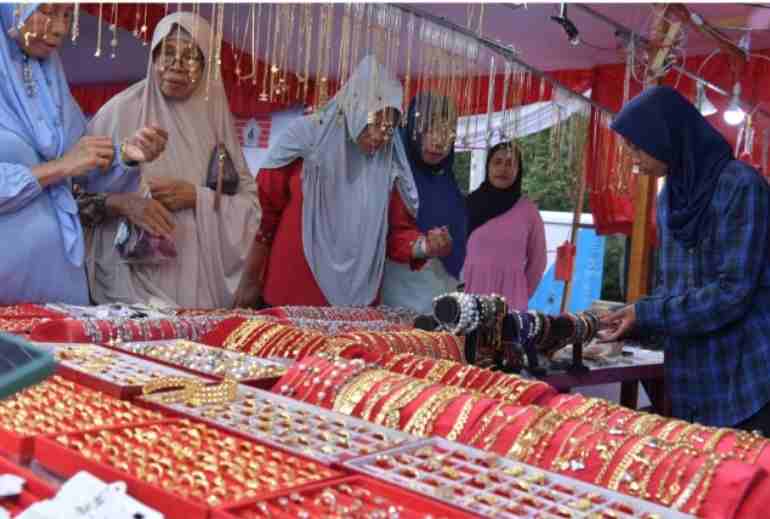 Pemprov Malut Libatkan UMKM Unjuk Produk Unggulan di Hari Nusantara 2023 Tidore Pemprov Malut Libatkan UMKM Unjuk Produk Unggulan di Hari Nusantara 2023 Tidore