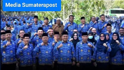 Pj Bupati Aceh Tamiang Drs Asra Pimpin Apel Perdana Akbar ASN Pj Bupati Aceh Tamiang Drs Asra Pimpin Apel Perdana Akbar ASN