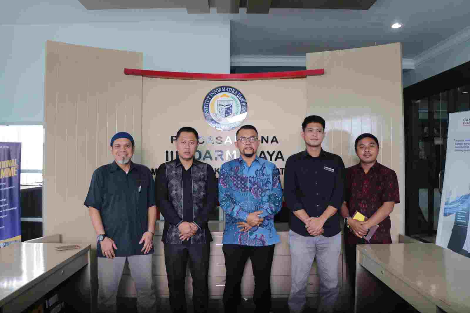 Terima Kunjungan NP & Co. Law Firm, Prodi Hukum Bisnis Darmajaya Bahas Kerjasama Terima Kunjungan NP & Co. Law Firm, Prodi Hukum Bisnis Darmajaya Bahas Kerjasama