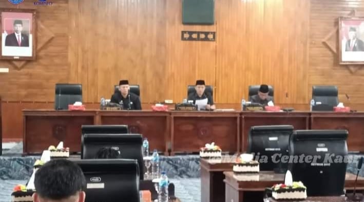 DPRD Kaur Gelar Rapat Paripurna Penutupan dan Pembukaan DPRD Kaur Gelar Rapat Paripurna Penutupan dan Pembukaan