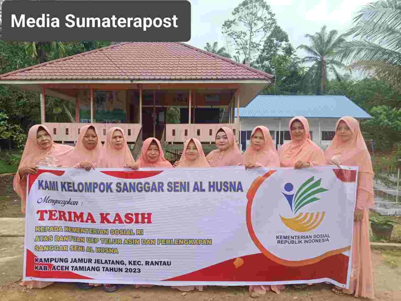 Sanggar Seni Al Husna Menerima Bantuan Kearifan Lokal dari Kemensos RI Sanggar Seni Al Husna Menerima Bantuan Kearifan Lokal dari Kemensos RI