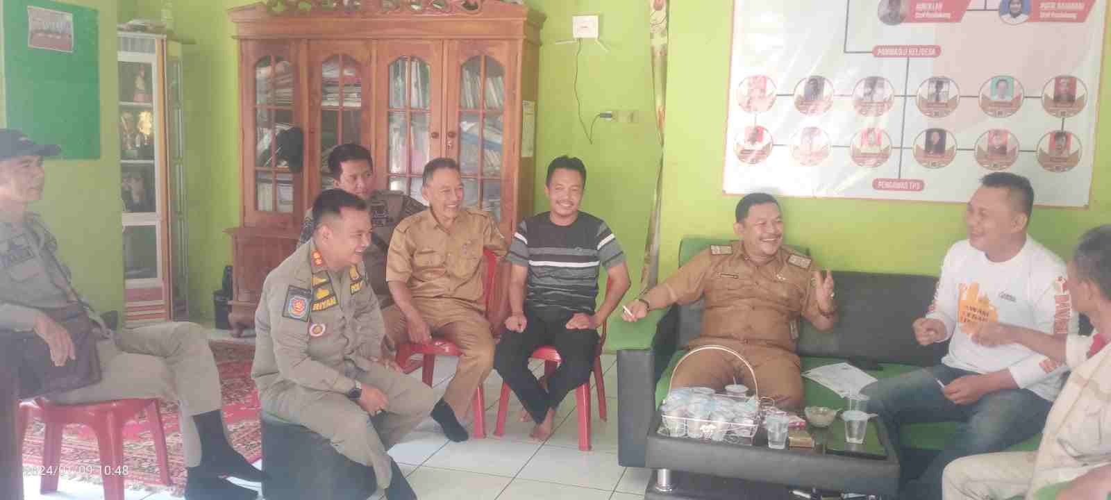 Jalin Sinergi dan Konsolidasi, Plt. Camat Kedondong Kunjungi Panwascam Jalin Sinergi dan Konsolidasi, Plt. Camat Kedondong Kunjungi Panwascam