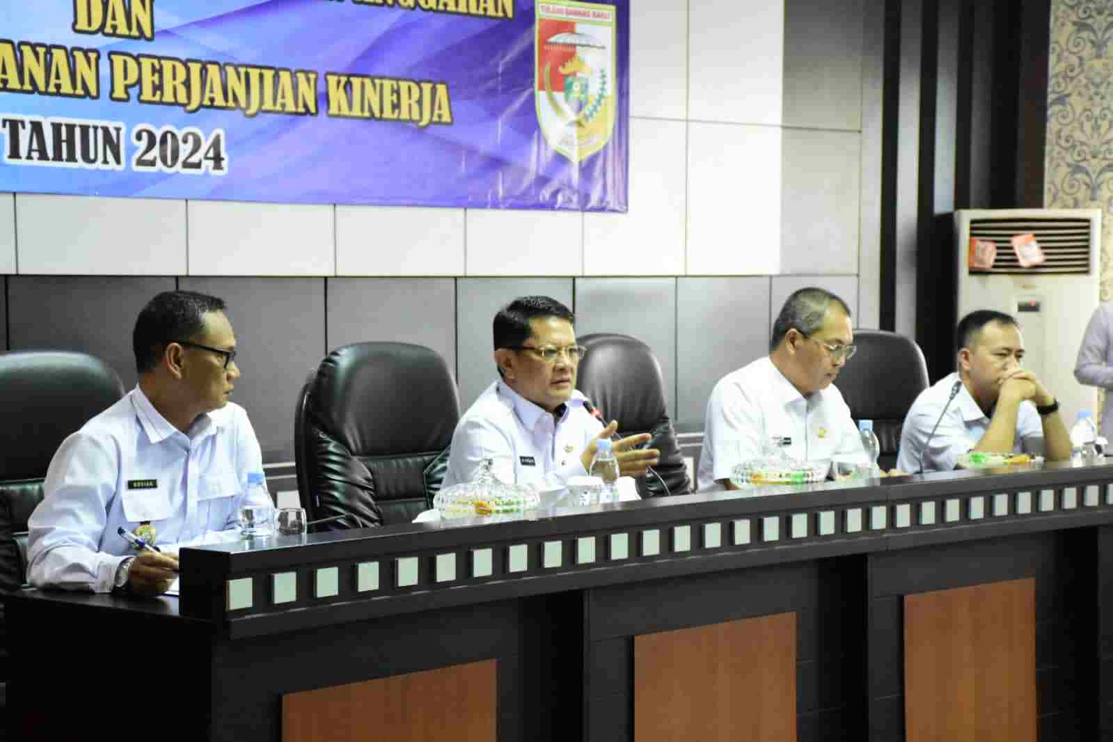 Perangkat Daerah di Lingkup Pemkab Tubaba Harus Fokus Pada Program Kerja dan Berkolaborasi Perangkat Daerah di Lingkup Pemkab Tubaba Harus Fokus Pada Program Kerja dan Berkolaborasi