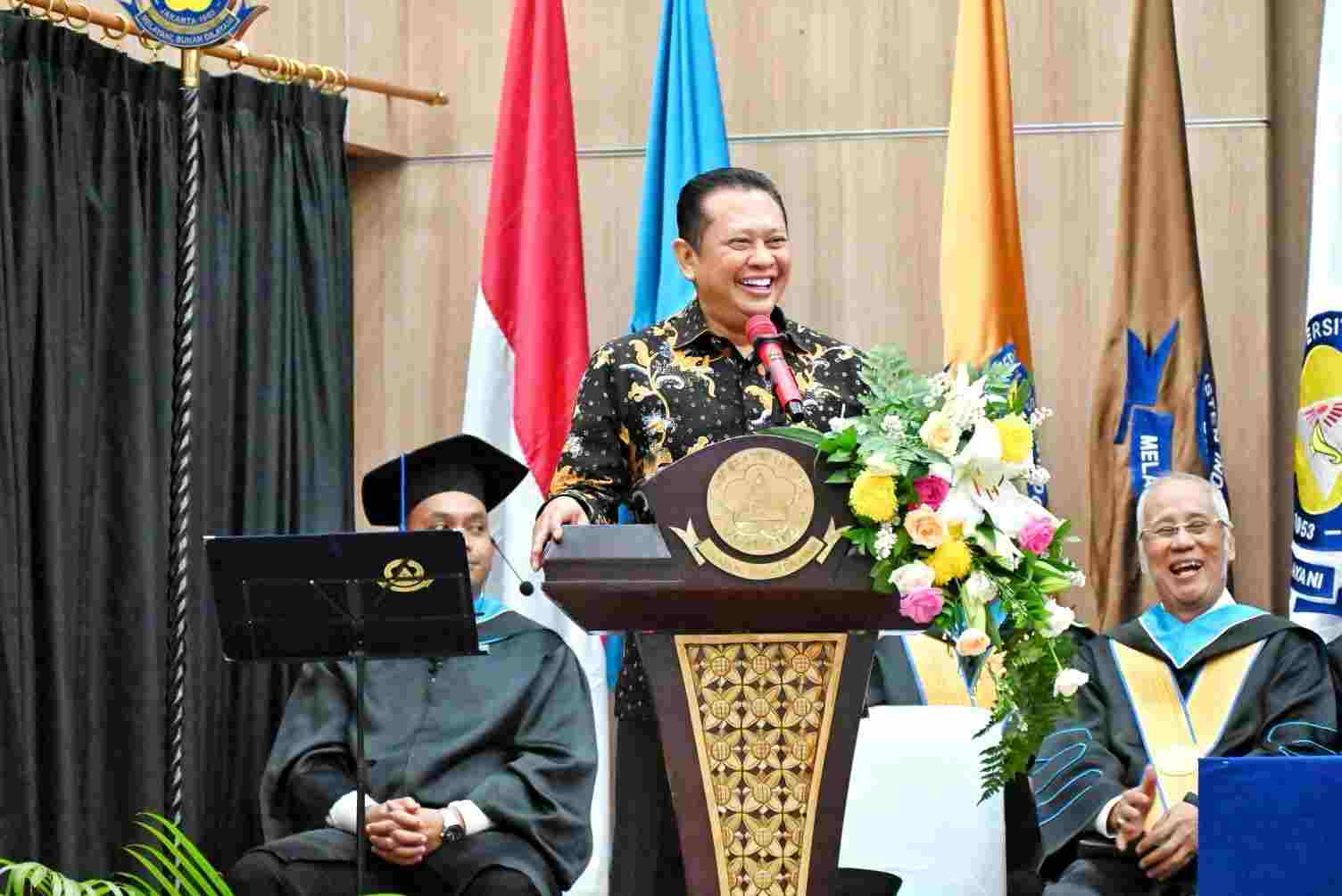 Ketua MPR Bamsoet Tegaskan Kembali Pintu Darurat Konstitusi Ketua MPR Bamsoet Tegaskan Kembali Pintu Darurat Konstitusi