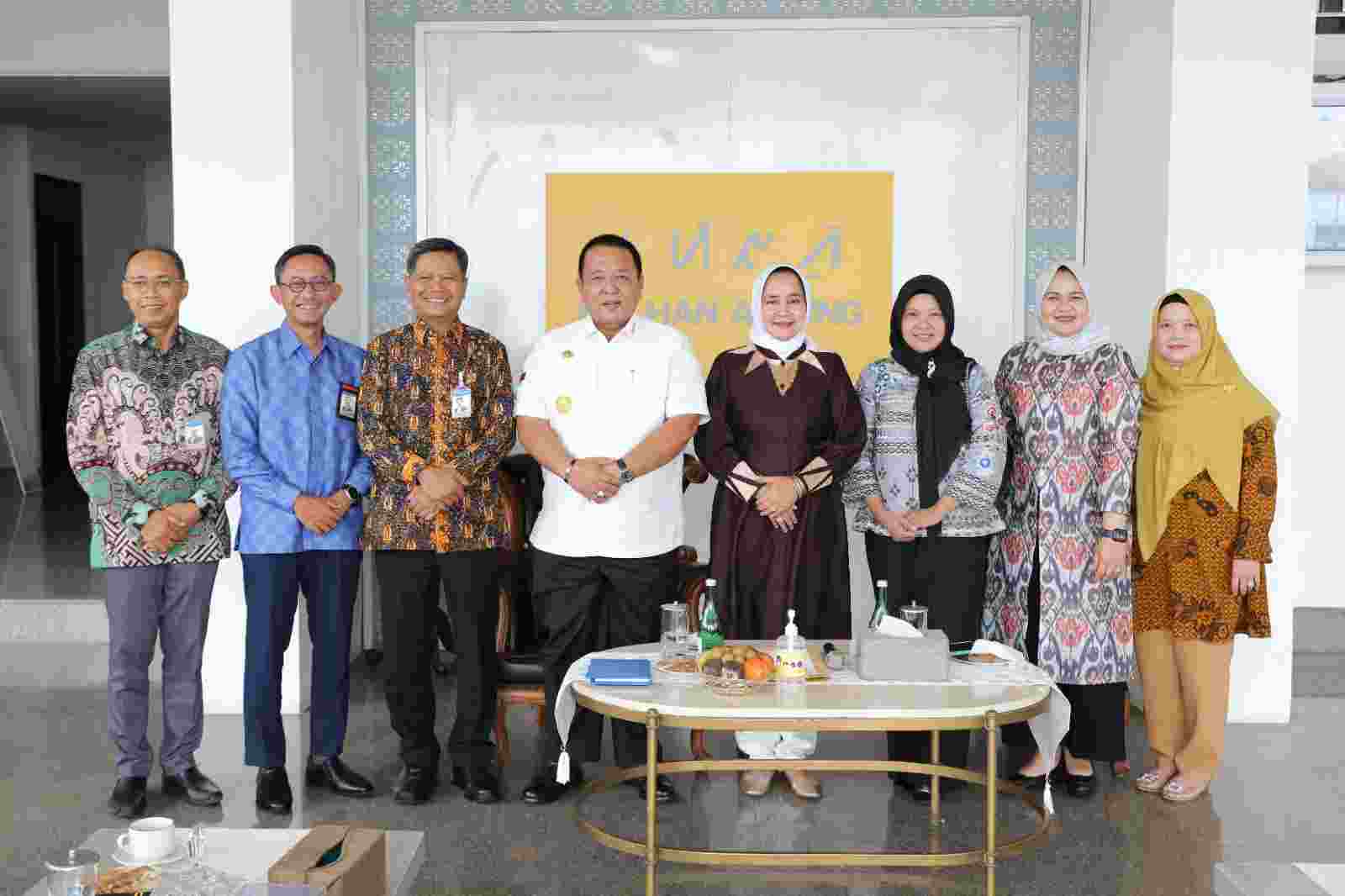 Gubernur Arinal Terima Kunjungan Silaturahmi Kepala Perwakilan Bank Indonesia Lampung Gubernur Arinal Terima Kunjungan Silaturahmi Kepala Perwakilan Bank Indonesia Lampung