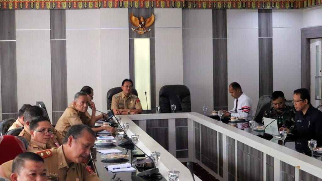Pj. Bupati Drs. Nukman Hadiri Rapat Terkait Pengendalian Inflasi Nasional Secara Virtual Pj. Bupati Drs. Nukman Hadiri Rapat Terkait Pengendalian Inflasi Nasional Secara Virtual