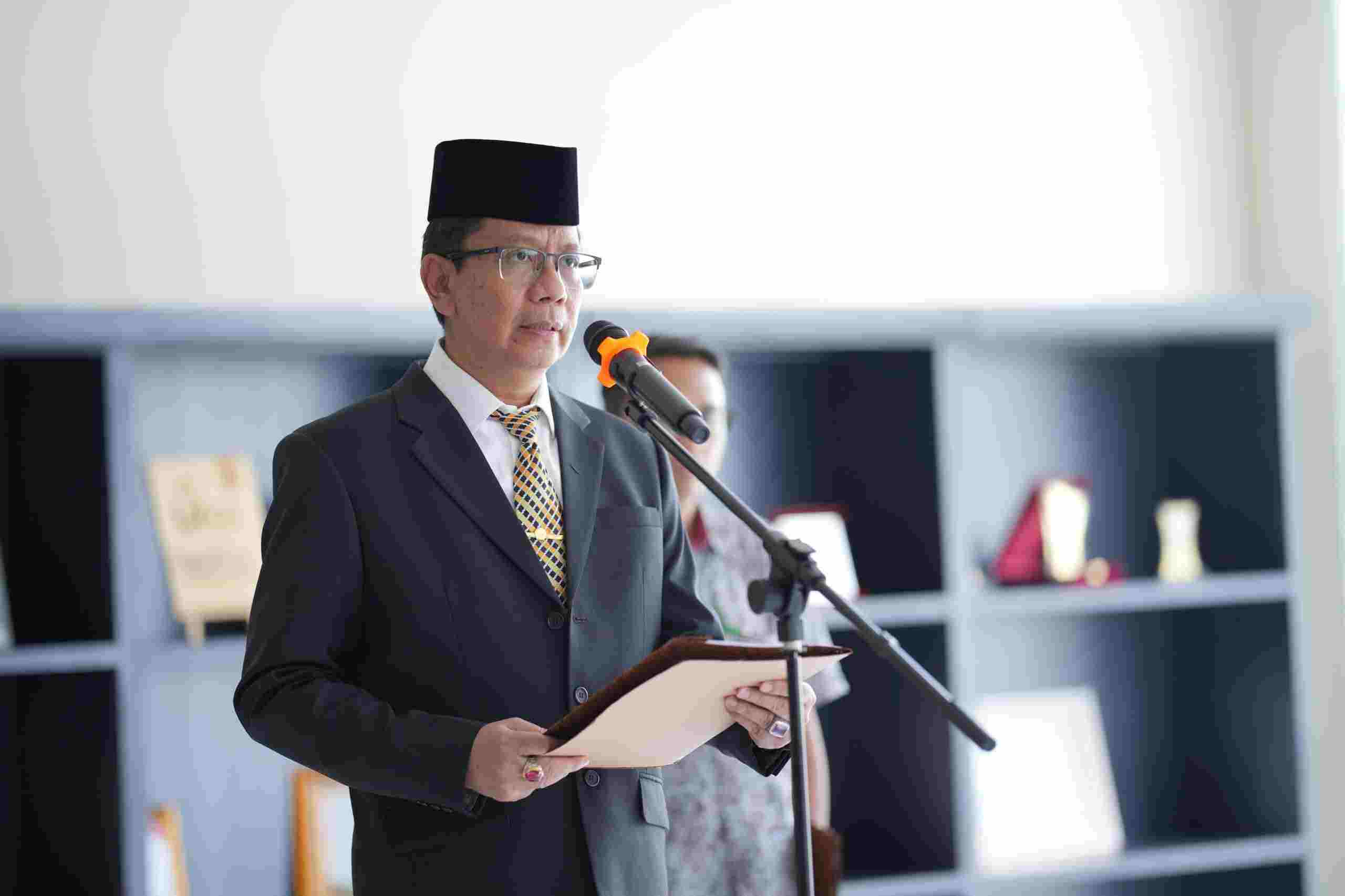 Rektor Lantik Ketua LPM, Wakil Dekan, Kaprodi dan Sekprodi S1 Sisa Masa Jabatan 2022-2026 Rektor Lantik Ketua LPM, Wakil Dekan, Kaprodi dan Sekprodi S1 Sisa Masa Jabatan 2022-2026