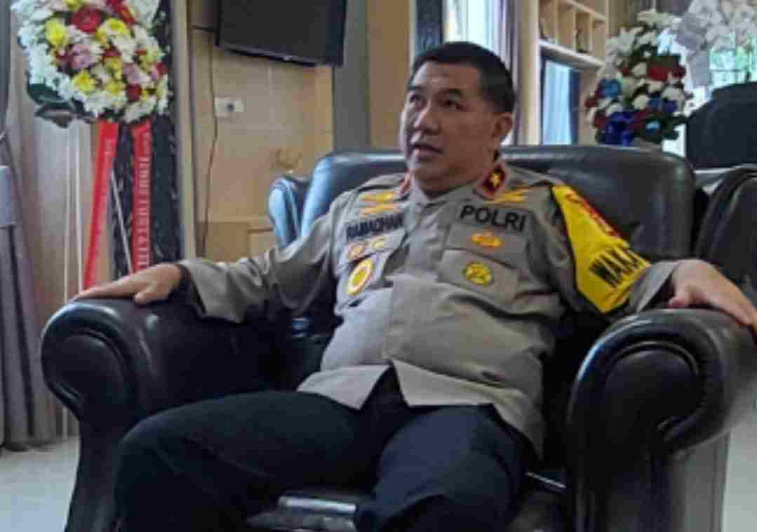 Jadikan Kewenangan Kita Untuk Membantu Orang dan Jangan Menyakiti Jadikan Kewenangan Kita Untuk Membantu Orang dan Jangan Menyakiti