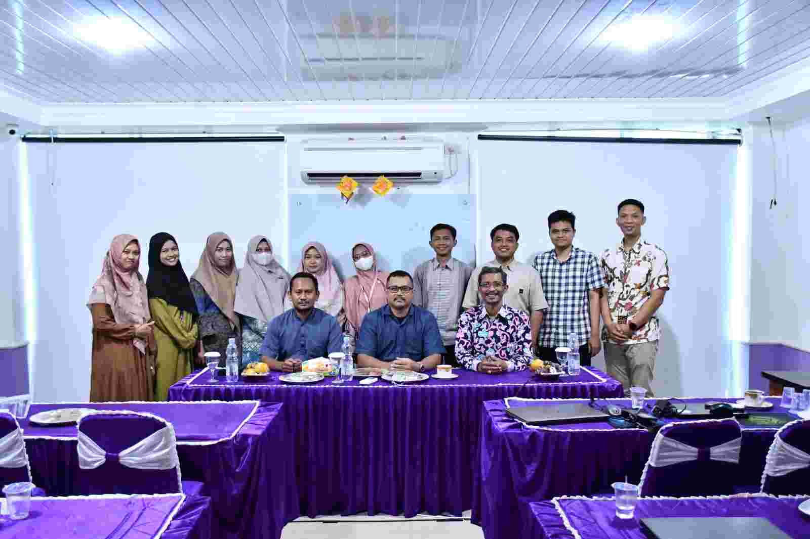 Dosen Magister Teknik Informatika Darmajaya Bagikan Ilmunya ke Puluhan Dosen UAP Dosen Magister Teknik Informatika Darmajaya Bagikan Ilmunya ke Puluhan Dosen UAP