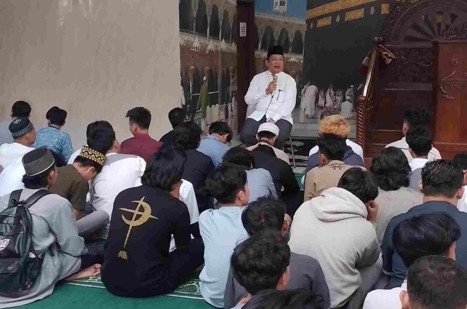 Gelorakan Cinta Masjid, IIB Darmajaya Sebar Mahasiswa Mabit di Bandarlampung Gelorakan Cinta Masjid, IIB Darmajaya Sebar Mahasiswa Mabit di Bandarlampung