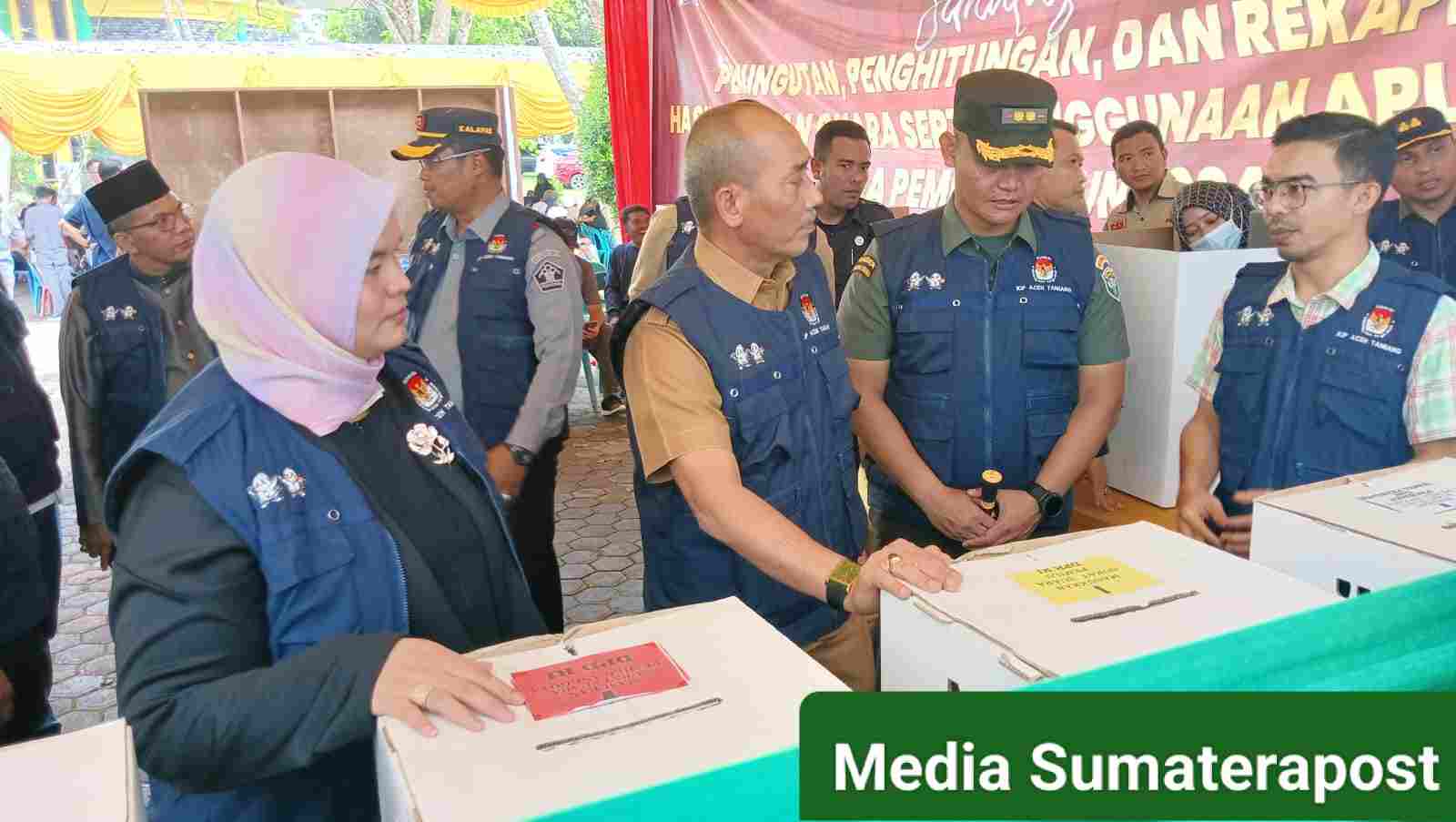 Simulasi Pemungutan Penghitungan dan Rekapitulasi Perolehan Suara, Penggunaan SIREKAP Pemilu 2024 Simulasi Pemungutan Penghitungan dan Rekapitulasi Perolehan Suara, Penggunaan SIREKAP Pemilu 2024