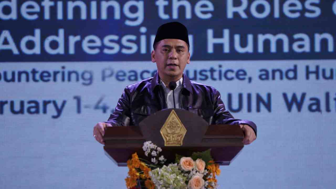 Buka AICIS 2024, Wamenag: Forum Tepat Definisi Ulang Peran Agama Hadapi Krisis Kemanusiaan Buka AICIS 2024, Wamenag: Forum Tepat Definisi Ulang Peran Agama Hadapi Krisis Kemanusiaan