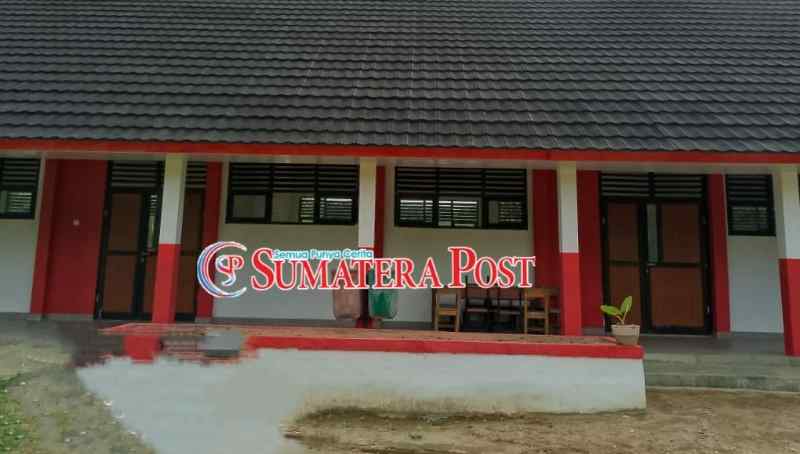 Tomas Burai Sebut Proyek Rehabilitasi SDN 02 Tanjung Batu Tak Sesuai Spesifikasi Tomas Burai Sebut Proyek Rehabilitasi SDN 02 Tanjung Batu Tak Sesuai Spesifikasi