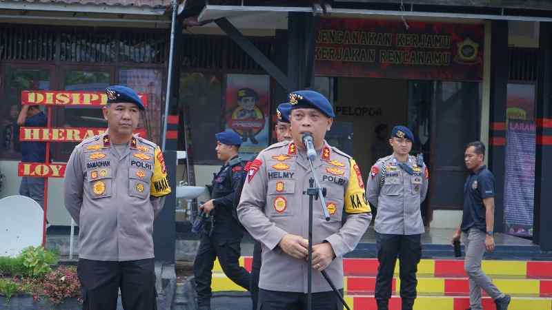Tingkat Kepercayaan Masyarakat Mulai Tinggi, Kapolda: Jangan Arogan, Jangan Sombong Tingkat Kepercayaan Masyarakat Mulai Tinggi, Kapolda: Jangan Arogan, Jangan Sombong