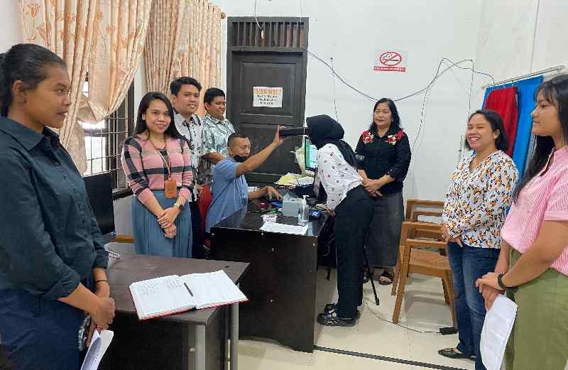 Dukcapil Karo Tetap Buka Pelayan, 8-14 Februari Khusus KTP-Elektronik Dukcapil Karo Tetap Buka Pelayan, 8-14 Februari Khusus KTP-Elektronik