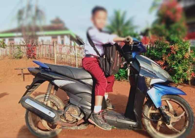 Dusun Talang Jawa Dambakan Jalan Aspal Dusun Talang Jawa Dambakan Jalan Aspal