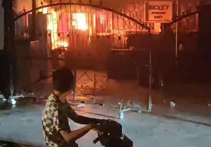 Polres Tebing Tinggi Selidiki Kebakaran di Usaha Mickey Dimsum Polres Tebing Tinggi Selidiki Kebakaran di Usaha Mickey Dimsum