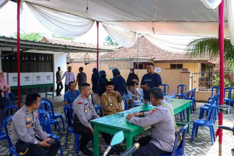 Antisipasi Gangguan Keamanan, Polres Pringsewu dan Sat Brimob Polda Lampung Patroli Bersama Antisipasi Gangguan Keamanan, Polres Pringsewu dan Sat Brimob Polda Lampung Patroli Bersama