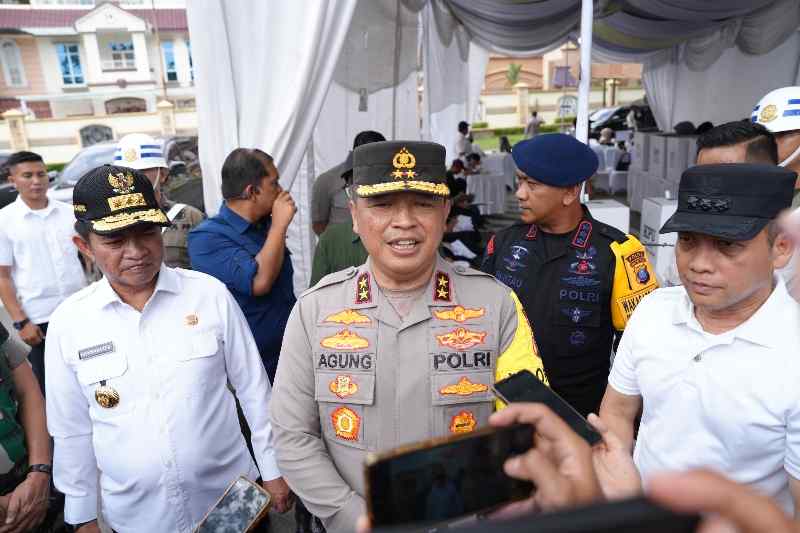 Kapolda Sumut Tinjau TPS Pastikan Pemungutan Suara Aman Kapolda Sumut Tinjau TPS Pastikan Pemungutan Suara Aman