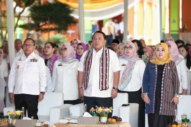 Gubernur Arinal Resmikan Masjid Ar-Rahman dan Ruang Praktik Siswa SMKN 4 Bandar Lampung Gubernur Arinal Resmikan Masjid Ar-Rahman dan Ruang Praktik Siswa SMKN 4 Bandar Lampung